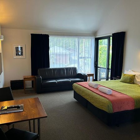 Alpine Glacier Motel Franz Josef Exterior foto